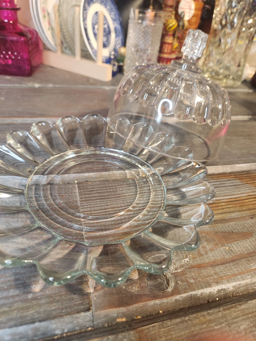 Clear Glass Dome W/ Platter, Entertainment, Catering, Party, Home Decor, - Picture 8 of 9
